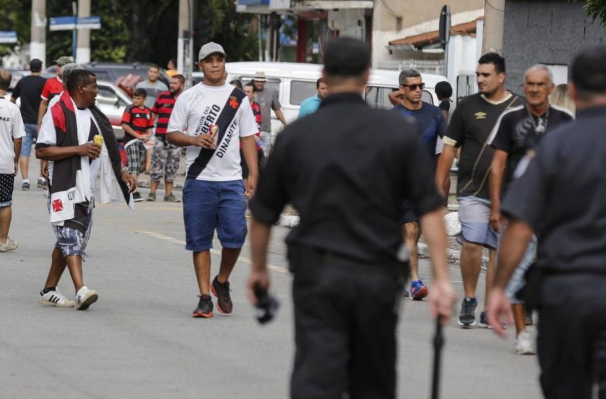 FLAMENGO X VASCO: ORGANIZADAS TEMEM VIOLÊNCIA POR FALTA DE ESCOLTA DA PM